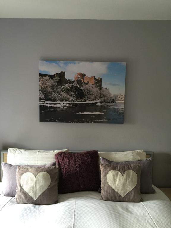Eaton House Hotel Пембрук Екстериор снимка